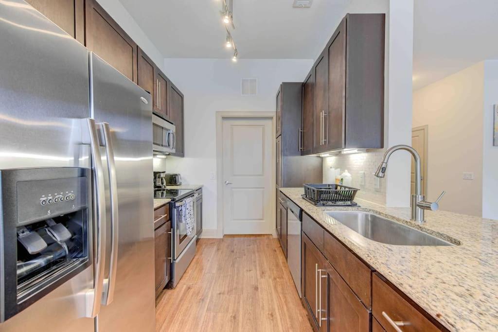 Cozy Apt Nrg Pool,Wi-Fi, Free Parking, Petsok! Houston Exterior foto