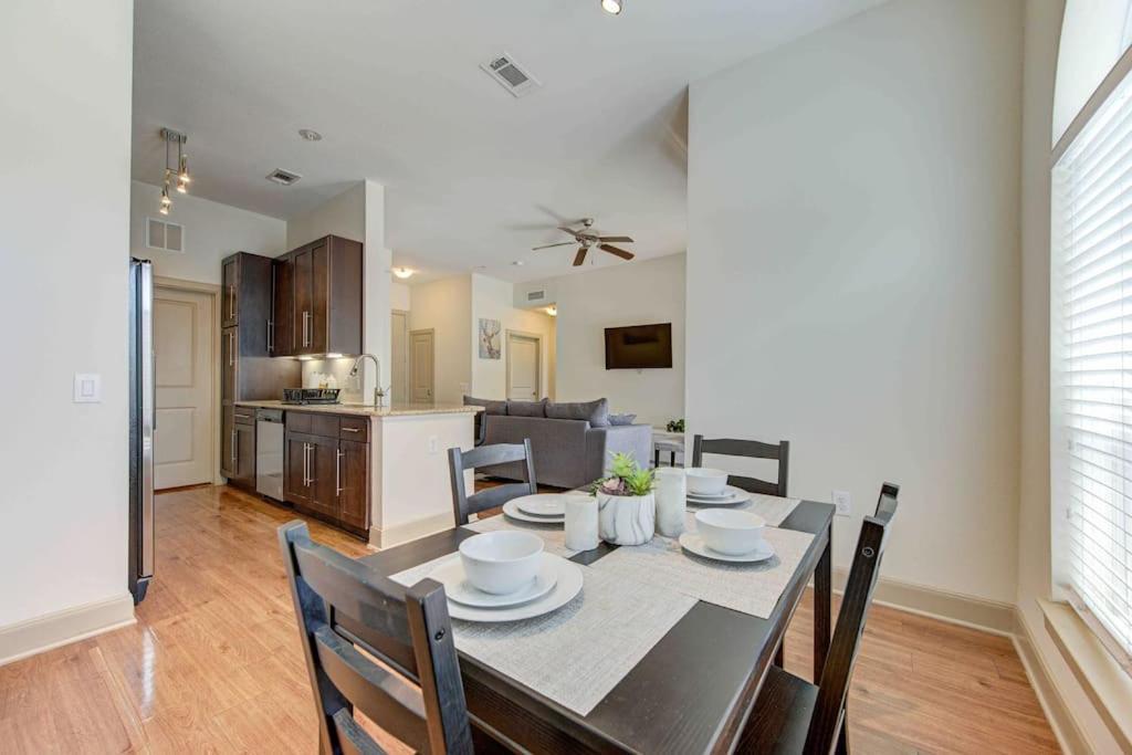 Cozy Apt Nrg Pool,Wi-Fi, Free Parking, Petsok! Houston Exterior foto